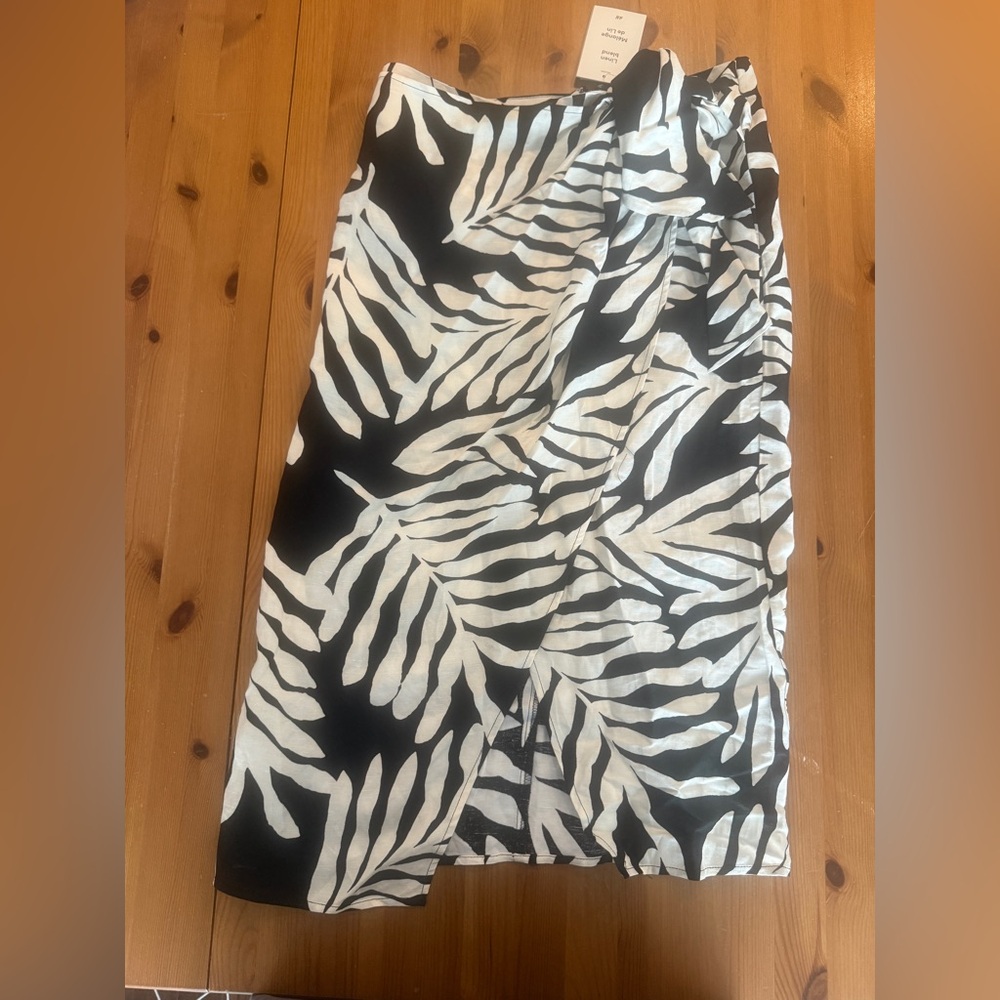 Black & White Wrap Skirt, Palm Print (H&M)